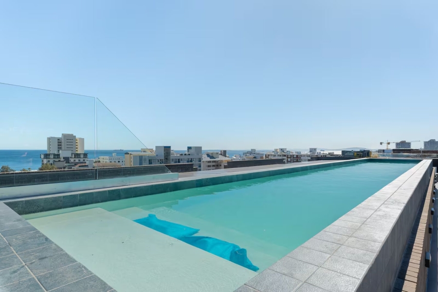 1 Bedroom Property for Sale in Sea Point Western Cape